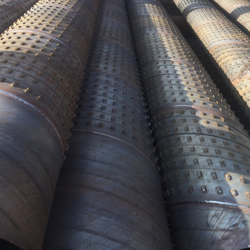 桂林孔式滤水管的材质选择